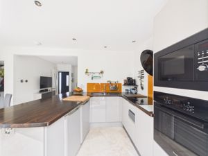 Kitchen- click for photo gallery